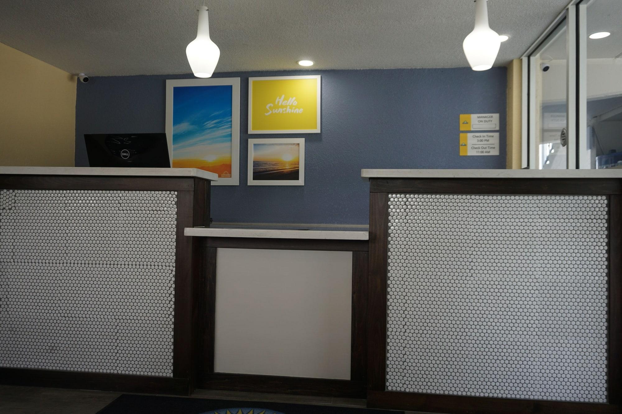 Days Inn By Wyndham Apopka/Orlando Exterior photo